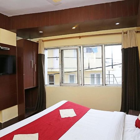 Oyo 2576 Hotel Piknik Масурі Екстер'єр фото