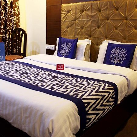 Oyo 2576 Hotel Piknik Масурі Екстер'єр фото