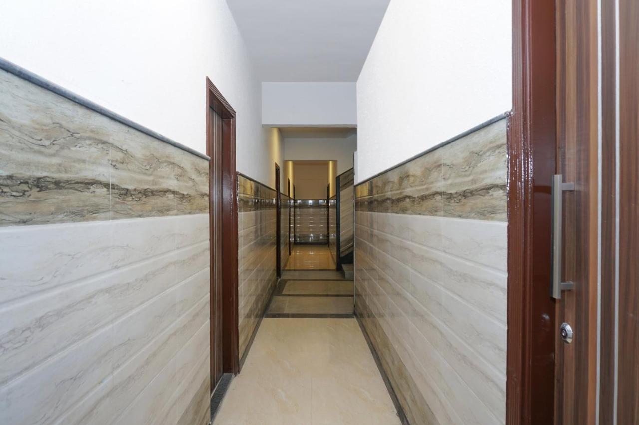 Oyo 2576 Hotel Piknik Масурі Екстер'єр фото